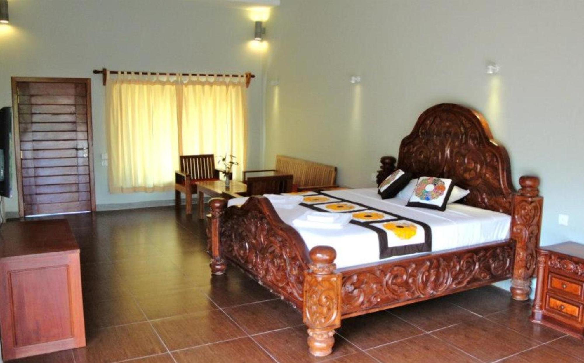 Memoria Palace & Resort Pailin Exterior photo